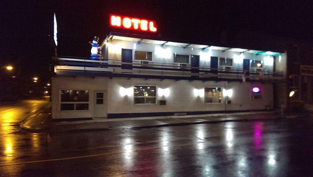 Niagara Parkway Court Motel Kültér fotó